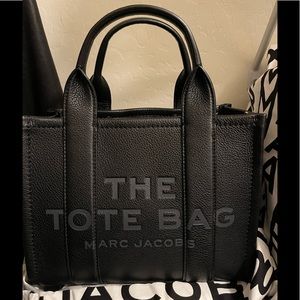 100% Authentic Marc Jacobs Mini tote black leather
